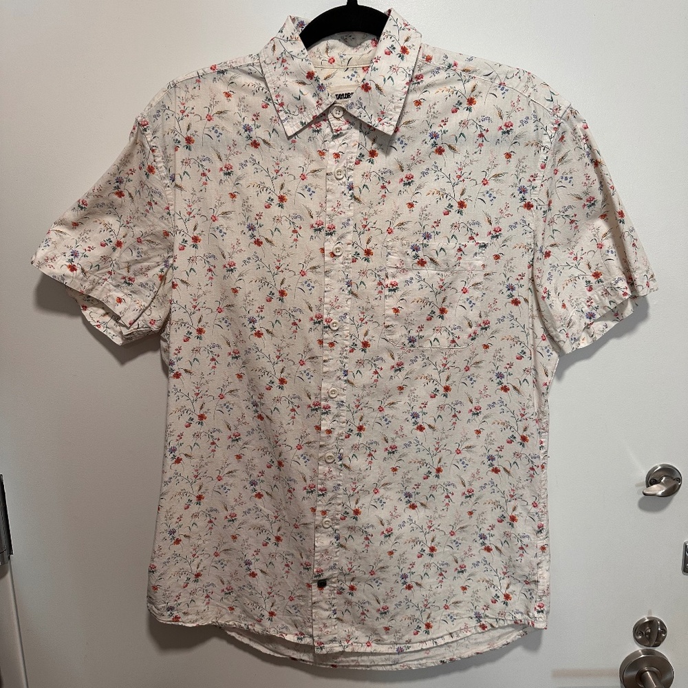 Taylor Stitch: The Short Sleeve California in Vintage Botanical (M, size 40)